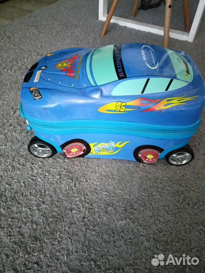 Чемодан дорожный детский