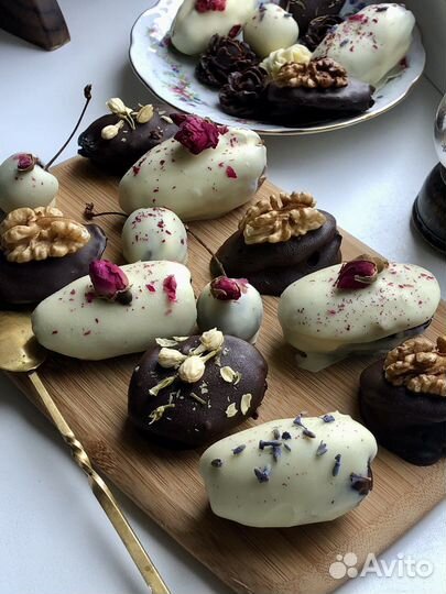 Финики в шоколаде. Сухофрукты в шоколаде. Трюфель
