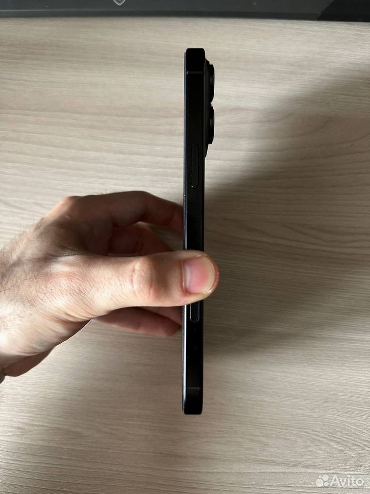 iPhone 16 Pro Max, 256 ГБ - миниатюра 2