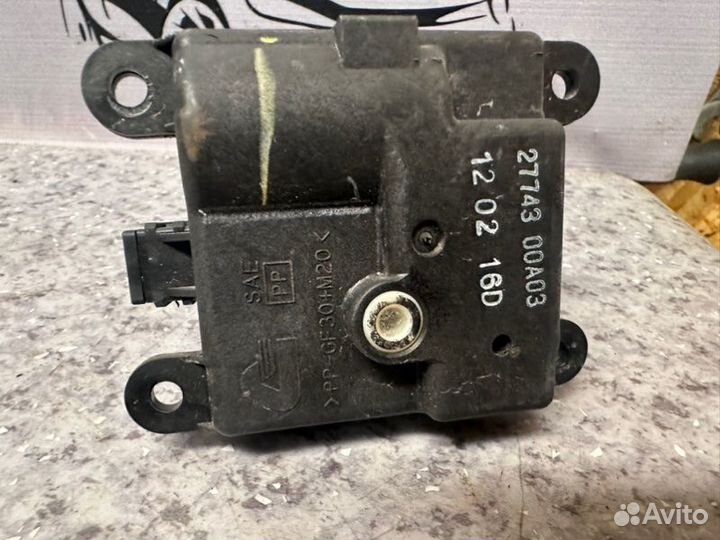 Сервопривод заслонок печки Nissan Qashqai J10