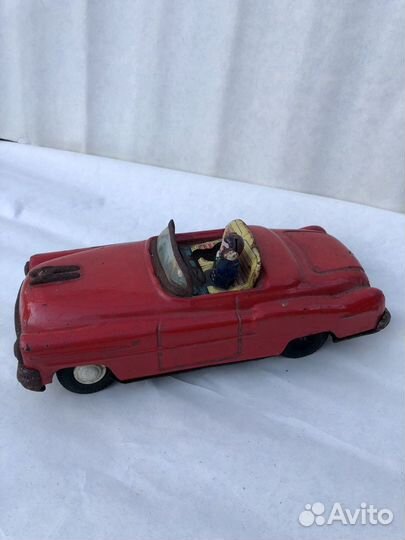 Модель автомобиля СССР машинка с водителем
