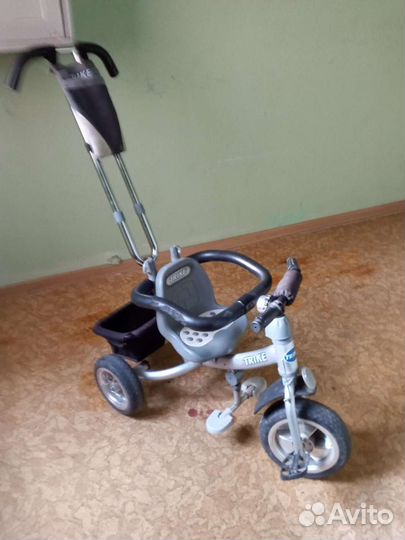 Детский велосипед трехколесный с ручкой