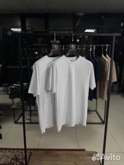 Однотонные футболки Vaganza