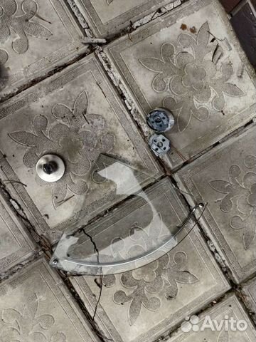 Стеклянная полка