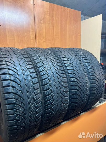 Pirelli Formula Ice 225/65 R17