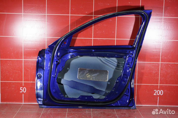 Дверь передняя правая Mercedes-Benz C-Class