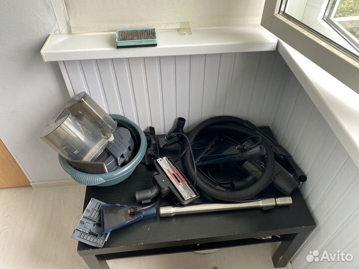 Моющий пылесос LG