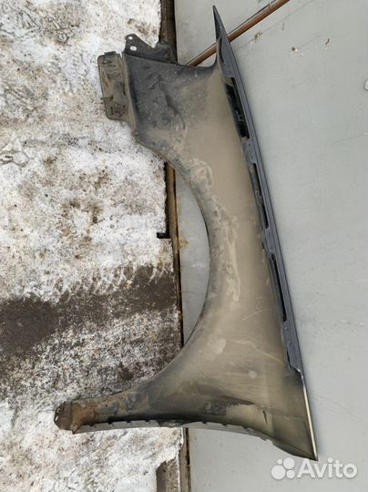 Крыло правое передне Пассат Б6-2008