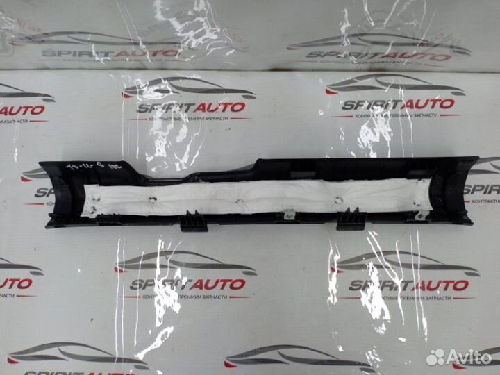 Накладка порога передняя левая Kia Sportage 5 D4HD