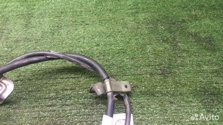 Тросик ручника suzuki YA11S,YA41S,YB11S,YB41S,YC11S SX4 2WD 4WD барабан