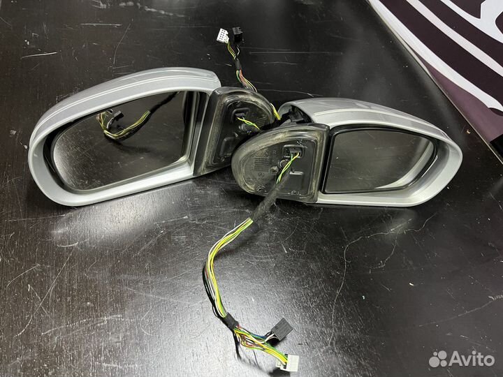 Зеркало боковое Мерседес w211 e55amg цвет 744U