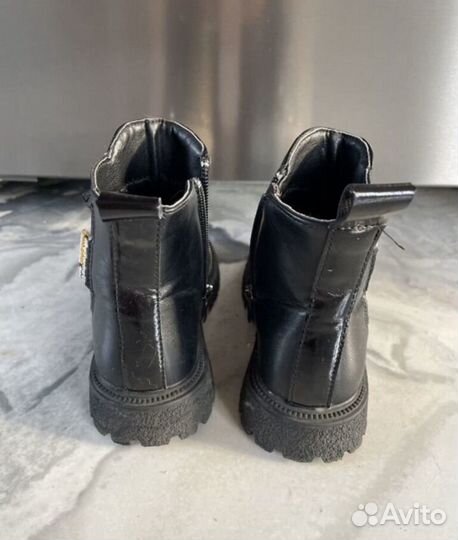 Ботинки для девочки