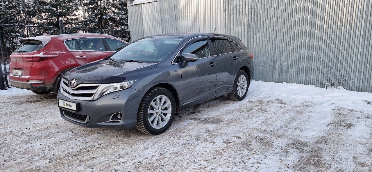 Toyota Venza: фото владельца