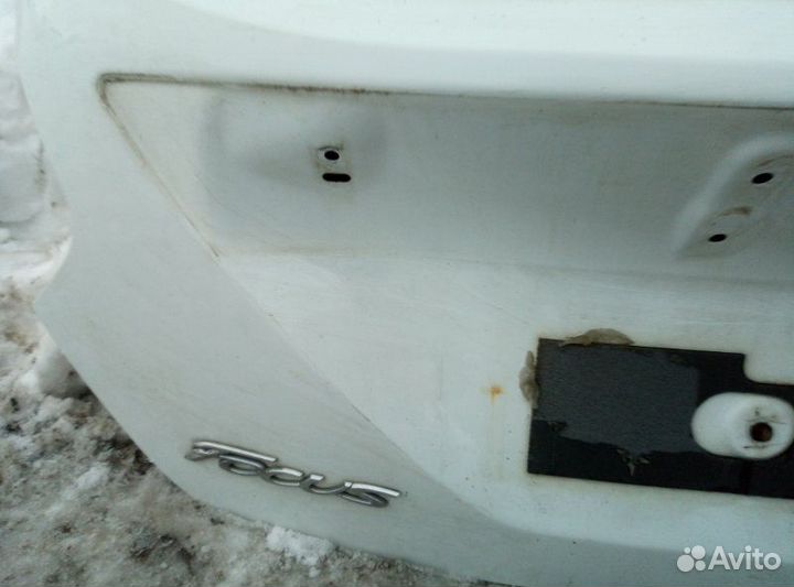 Крышка багажника Ford Focus 3 хэтчбек xqda 2012