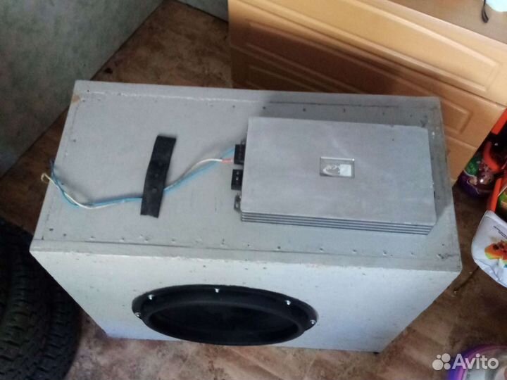 Сабвуфер, уселитель