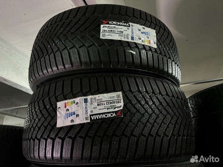 Yokohama BluEarth Winter V906 285/40 R22 и 325/35 R22 111W