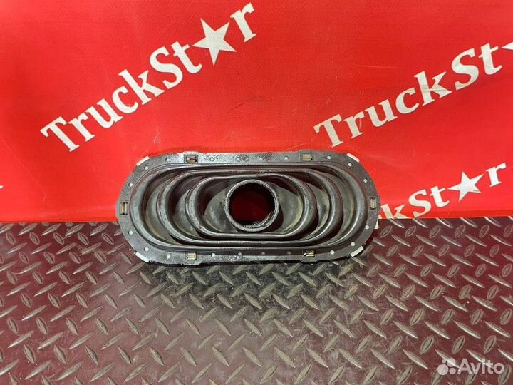 Пыльник рулевого вала Renault T