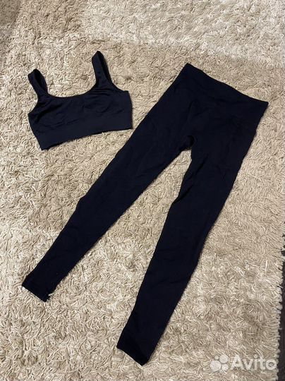 Костюм для фитнеса