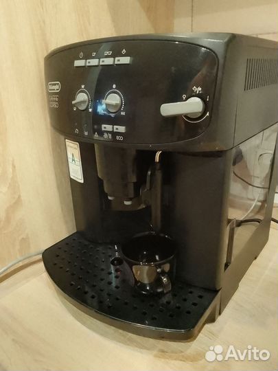 Кофемашина delonghi