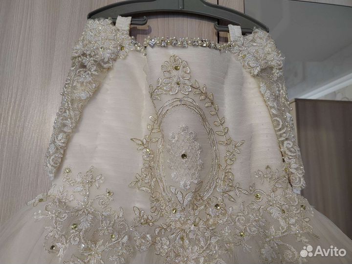 Красивое платье для девочки