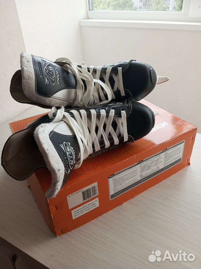 Коньки хоккейные 38р