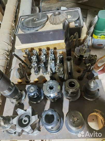 Продам фрезерный станок Ag400