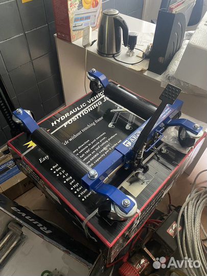 Бездомкратные тележки для автосервиса, эвакуатора