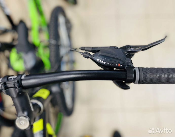 Горный велосипед Stinger Graphite Pro 29