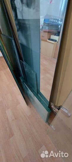 Зеркала,стеклянные полки