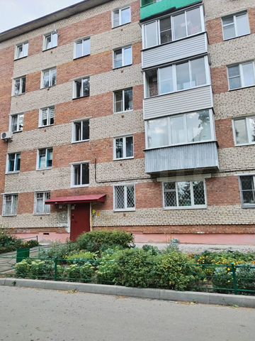 2-к. квартира, 43 м², 3/5 эт.