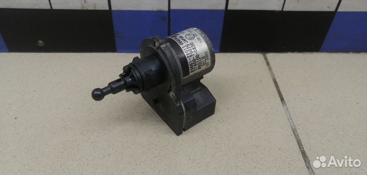 Моторчик корректора фары Land Cruiser (150) -Prado