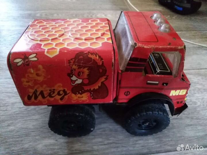 Игрушки разные СССР машинка металл