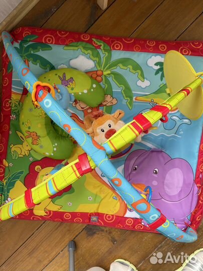 Развивающий коврик tiny love