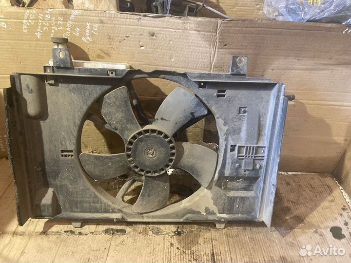 Диффузор вентилятора Nissan Tiida