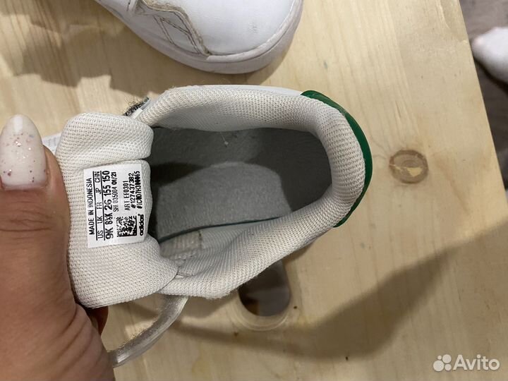 Кроссовки детские adidas 26