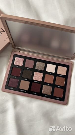 Natasha denona retro