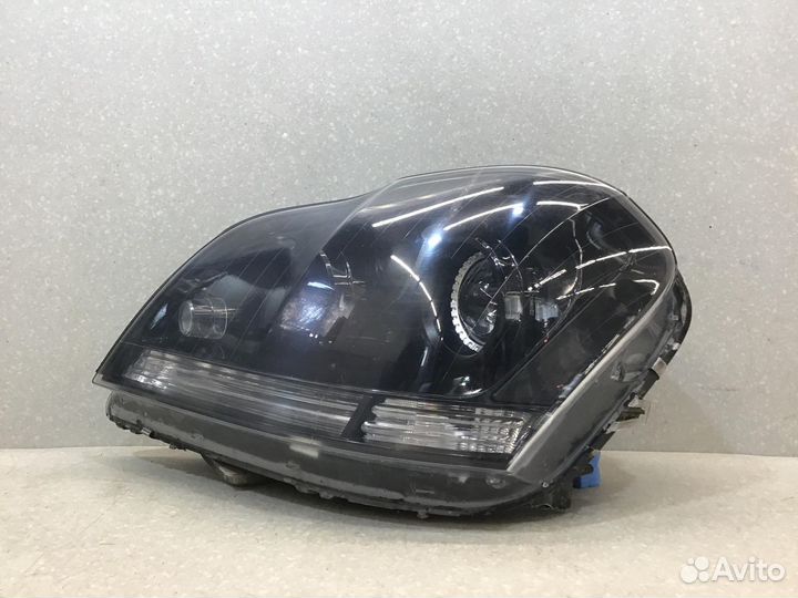 Фара левая Mercedes Benz GL-Class X164 2006-2012
