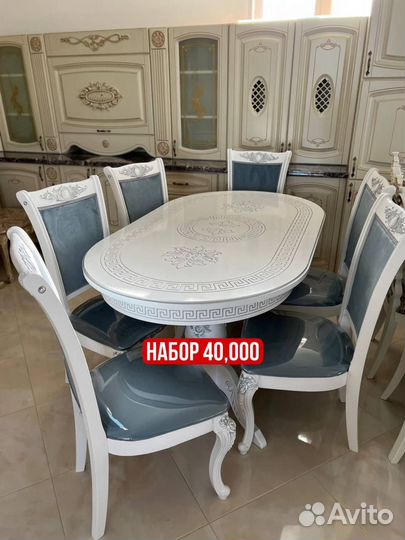 Столы и стулья новые