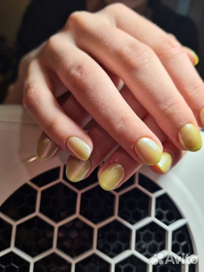 Маникюр с покрытием гель-лаком