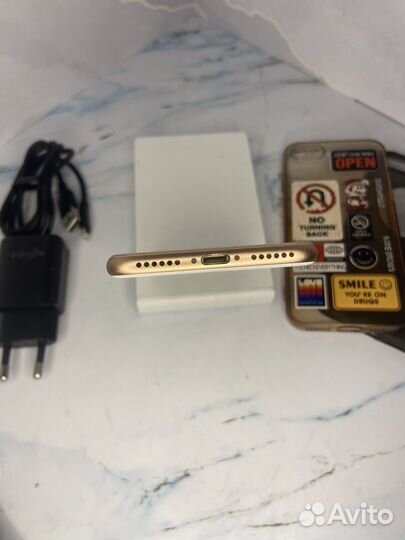 iPhone 8 64gb
