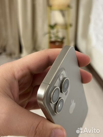 iPhone 15 Pro, 256 ГБ