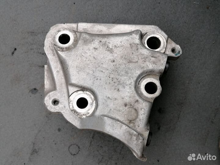 Кронштейн двигателя для Citroen Xsara 2000-2005