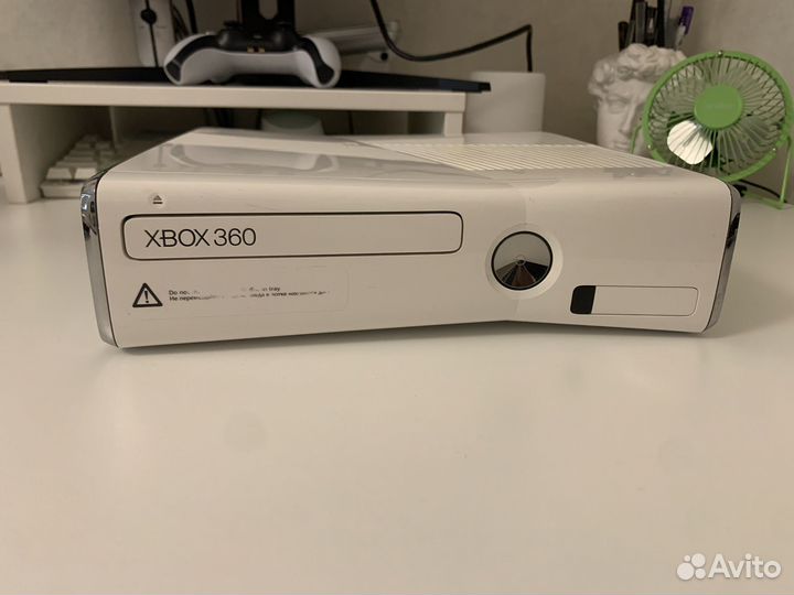 Xbox 360 slim white 250g