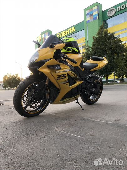 Suzuki gsxr1000 k7
