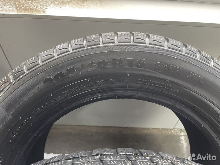 Nokian Tyres Hakkapeliitta R 205/60 R16