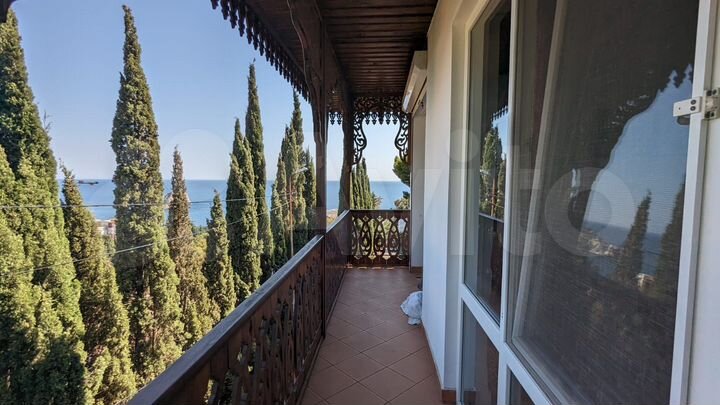 Дом 102 м² на участке 5 сот.