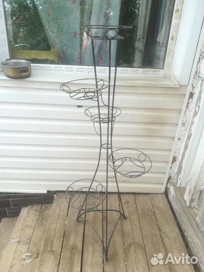 Стойка для цветов