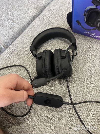 Игровые наушники с микрофоном