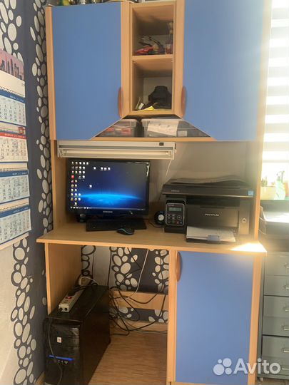 Компьютерный стол