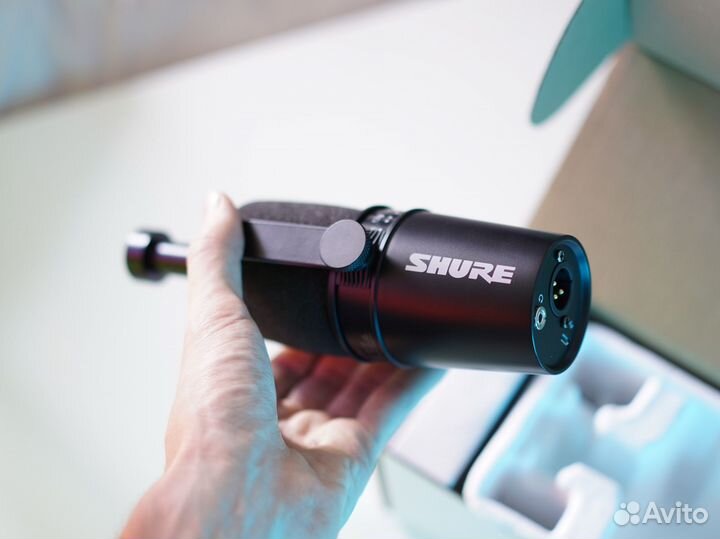 Shure Motiv MV7 новый, запечатанный